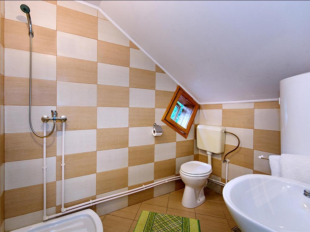 Pensiunea Bobu Hotel Izvoru Muntelui Bagian luar foto